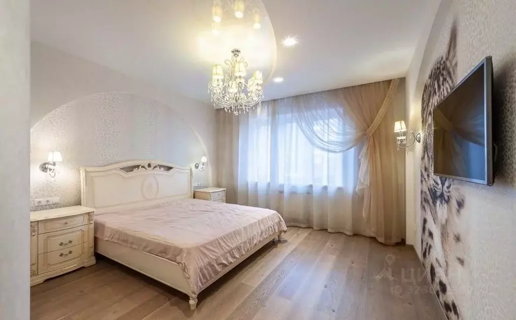 3-к кв. Свердловская область, Екатеринбург ул. Юмашева, 9 (96.0 м) - Фото 1