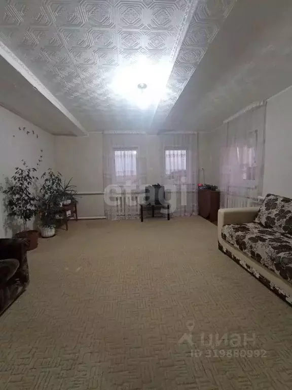Дом в Челябинская область, Троицкий муниципальный округ, пос. ... - Фото 0