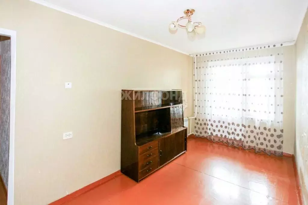 4-к кв. Алтайский край, Барнаул ул. Антона Петрова, 233 (16.0 м) - Фото 1