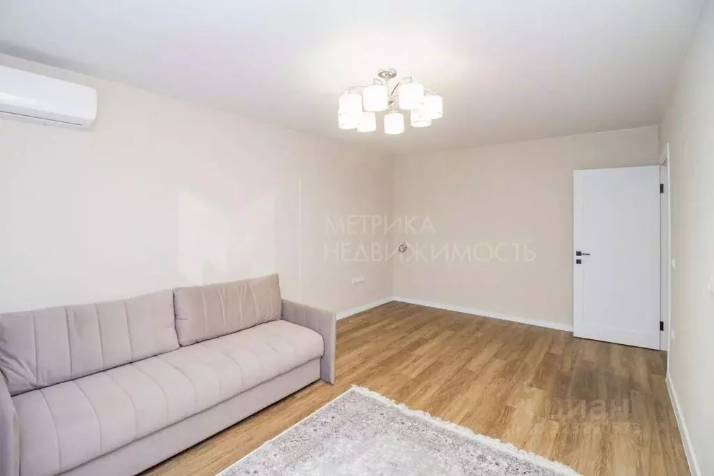 3-к кв. Тюменская область, Тюмень Широтная ул., 213 (84.5 м) - Фото 1