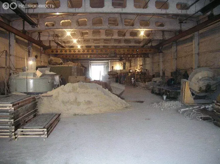 Помещение свободного назначения (1510 м) - Фото 2