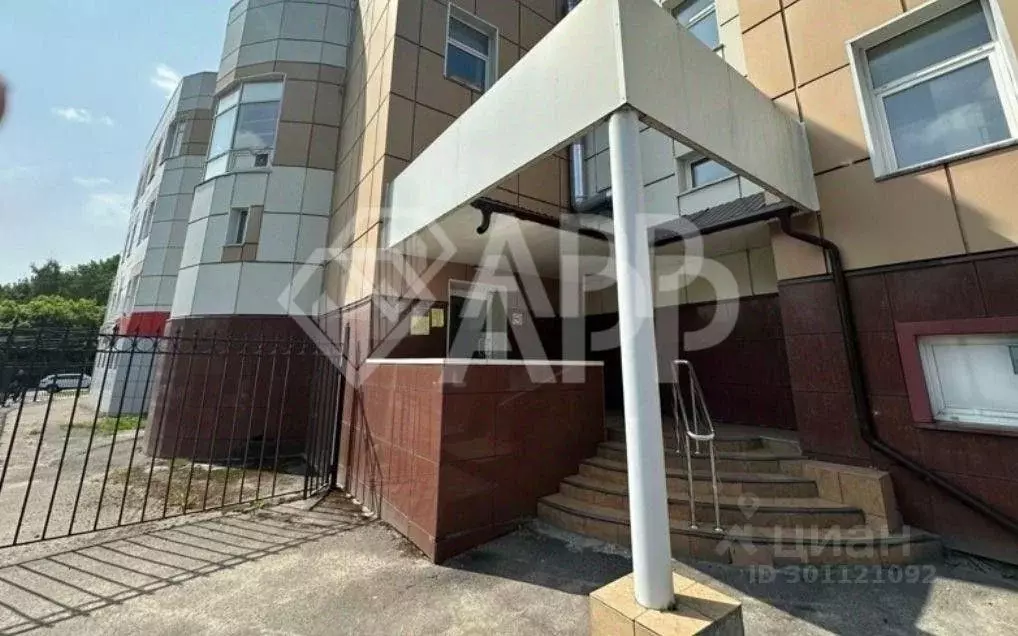 Помещение свободного назначения в Брянская область, Брянск ул. ... - Фото 1