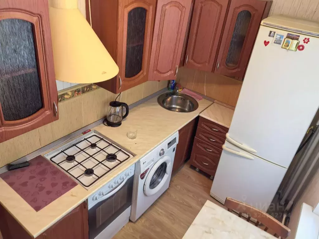 2-к кв. Московская область, Наро-Фоминск ул. Профсоюзная, 14 (46.0 м) - Фото 2