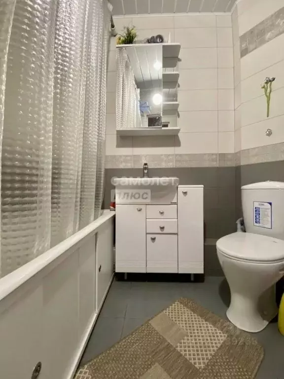 2-к кв. Сахалинская область, Южно-Сахалинск ул. М.А. Пуркаева, 82 ... - Фото 1