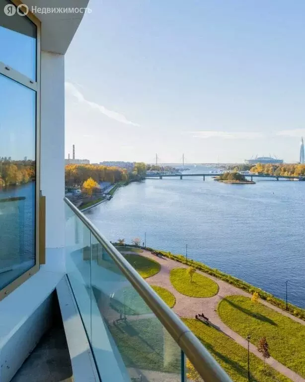 7-комнатная квартира: Санкт-Петербург, Ждановская улица, 45 (221 м) - Фото 1