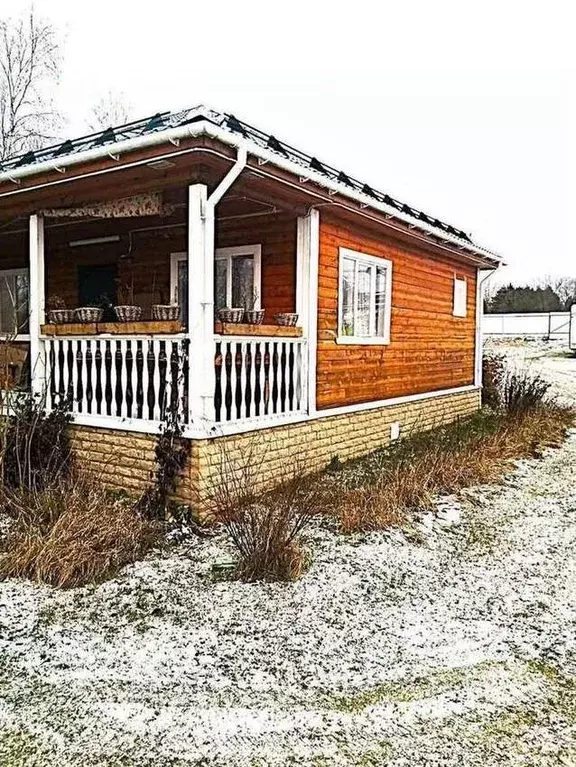 Дом в Новгородская область, Парфинский район, Федорковское с/пос, д. ... - Фото 0