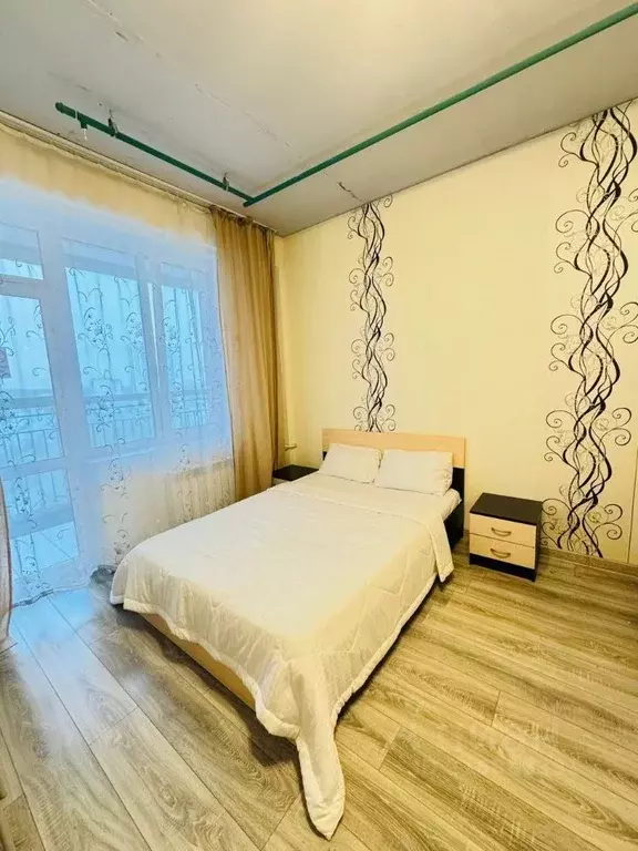 Студия Свердловская область, Екатеринбург ул. Крестинского, 35 (30.0 ... - Фото 1