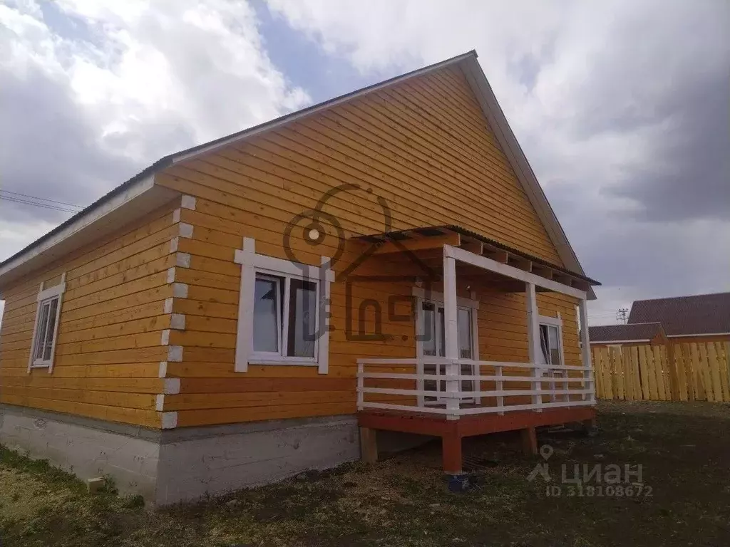 Дом в Иркутская область, Иркутский муниципальный округ, с. Урик  (170 ... - Фото 1