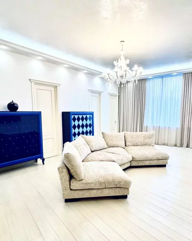 3-к кв. Москва Мосфильмовская ул., 8 (120.0 м) - Фото 1