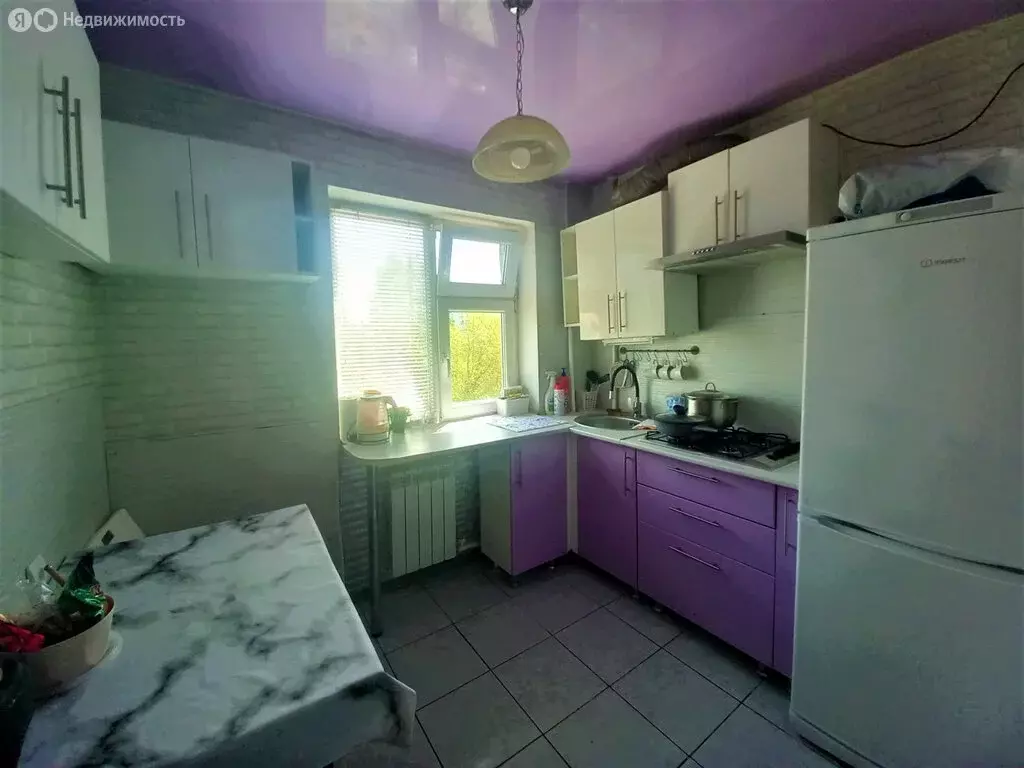 3-комнатная квартира: Ейск, улица Розы Люксембург, 179 (52 м) - Фото 1