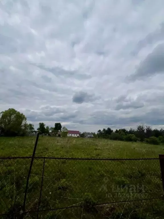 Участок в Орловская область, Орловский район, д. Медведево ул. ... - Фото 1