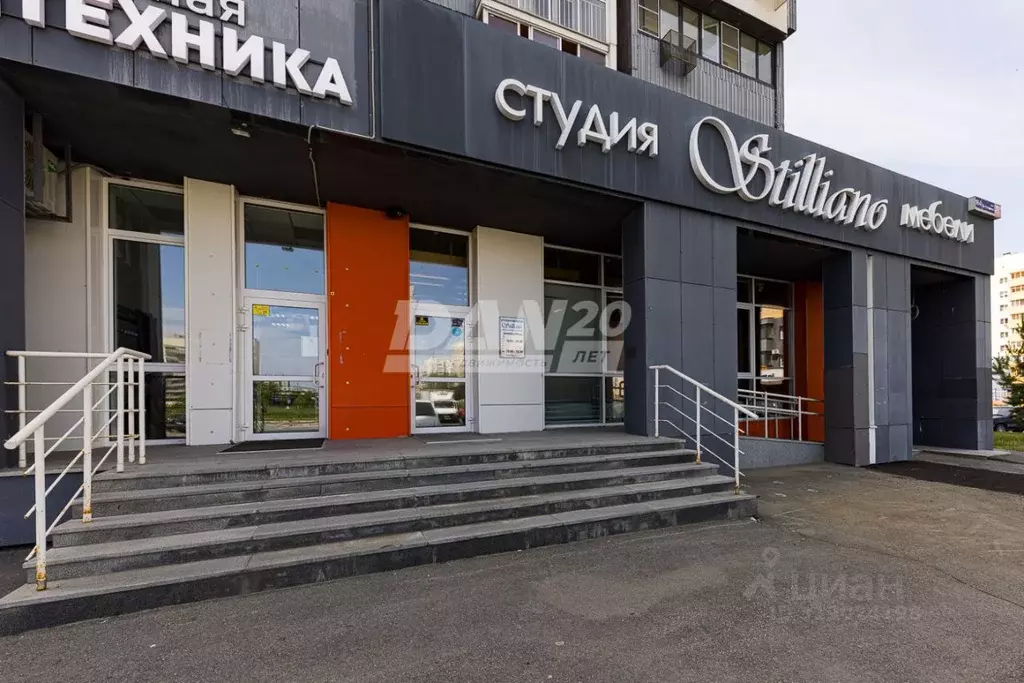 Торговая площадь в Челябинская область, Челябинск ул. Братьев ... - Фото 0
