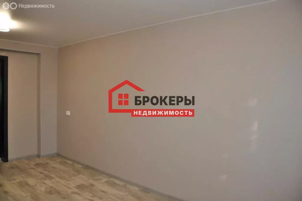 1к в 10-комнатной квартире (17.5 м) - Фото 2