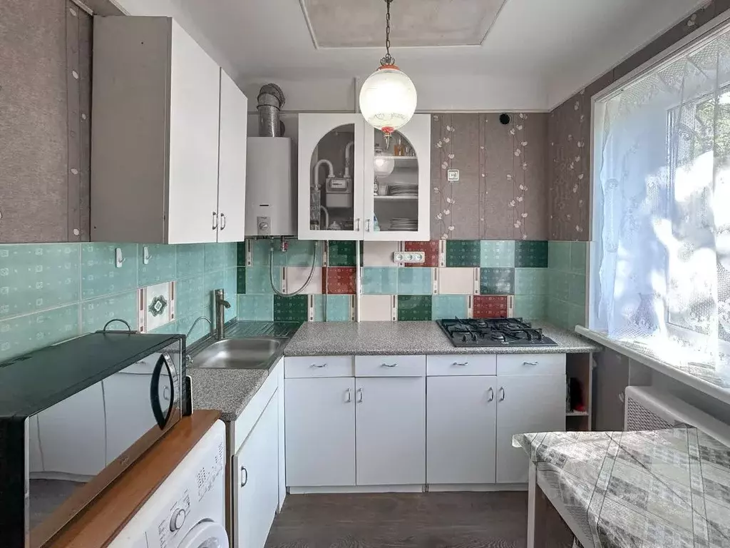 2-к кв. Псковская область, Псков ул. Труда, 5 (43.8 м) - Фото 1