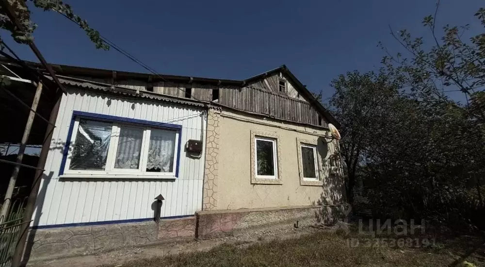 Дом в Краснодарский край, Крымск Нефтяная ул. (49 м) - Фото 1