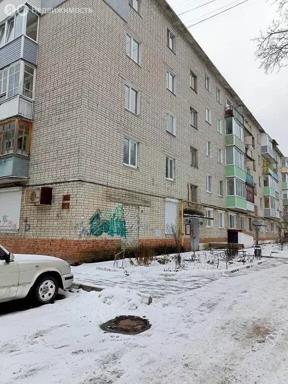3-комнатная квартира: Кольчугино, улица 50 лет СССР, 10 (56.9 м) - Фото 1