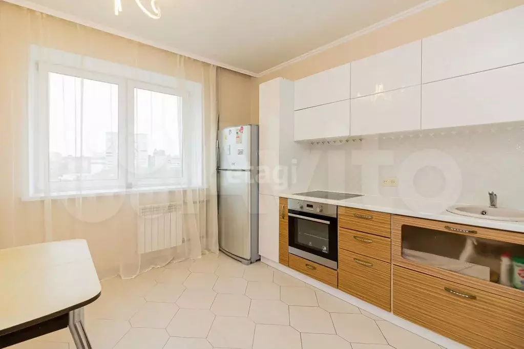 2-к. квартира, 60 м, 6/17 эт. - Фото 0