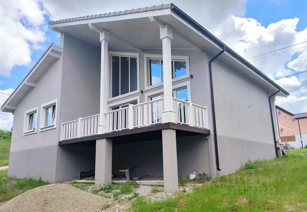 Дом в Краснодарский край, Новороссийск ул. Павла Соловьева (130 м) - Фото 1
