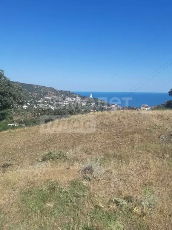Участок в Крым, Алушта ул. Лесная (14.0 сот.) - Фото 0