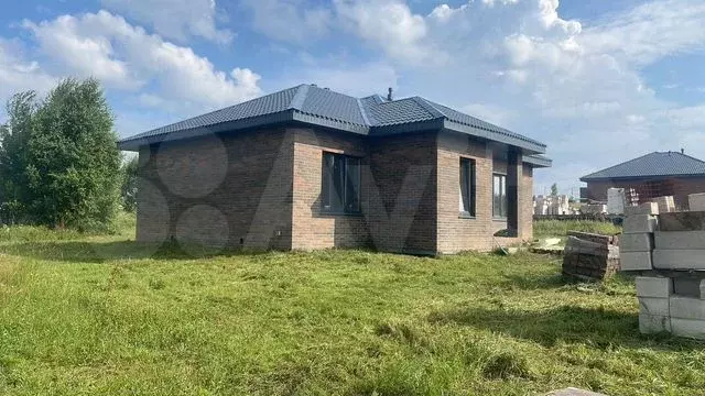 Дом 100 м на участке 10 сот. - Фото 0