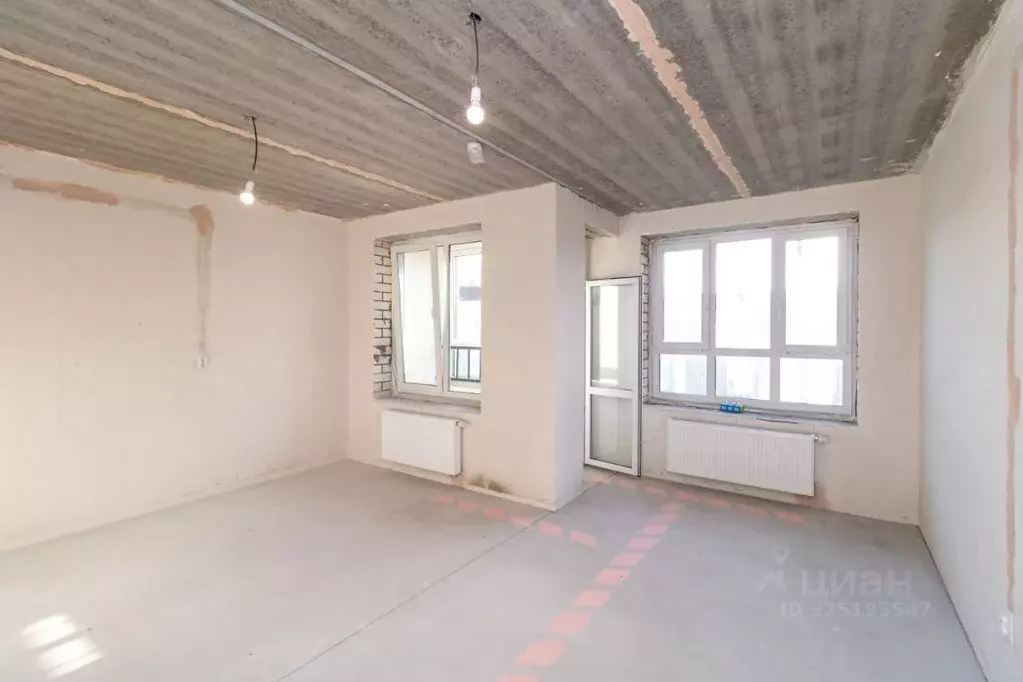 Студия Тюменская область, Тюмень ул. Василия Севергина, 2к3 (32.1 м) - Фото 1