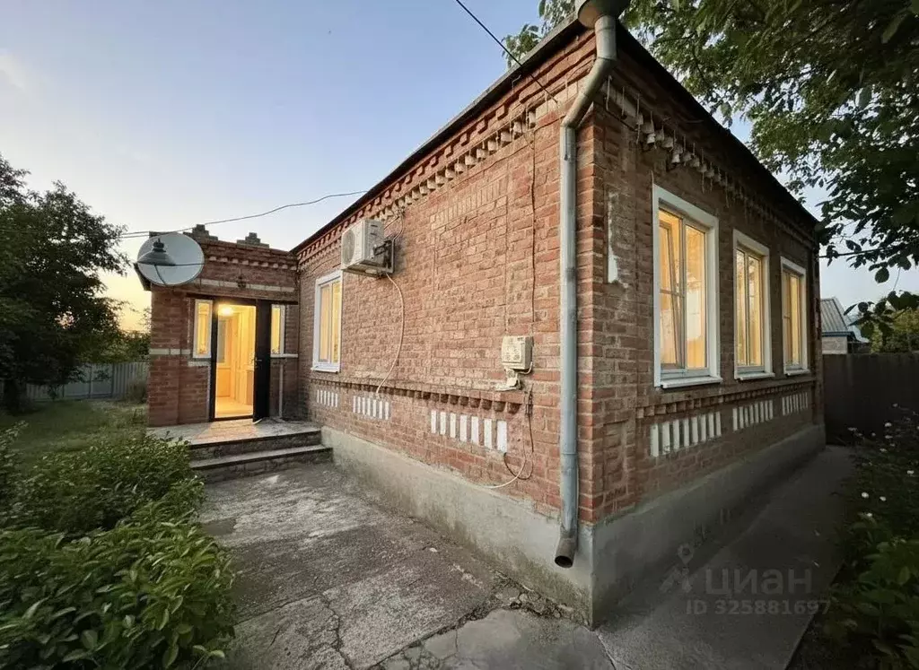 Дом в Ставропольский край, Новоалександровск Советская ул. (60 м) - Фото 1