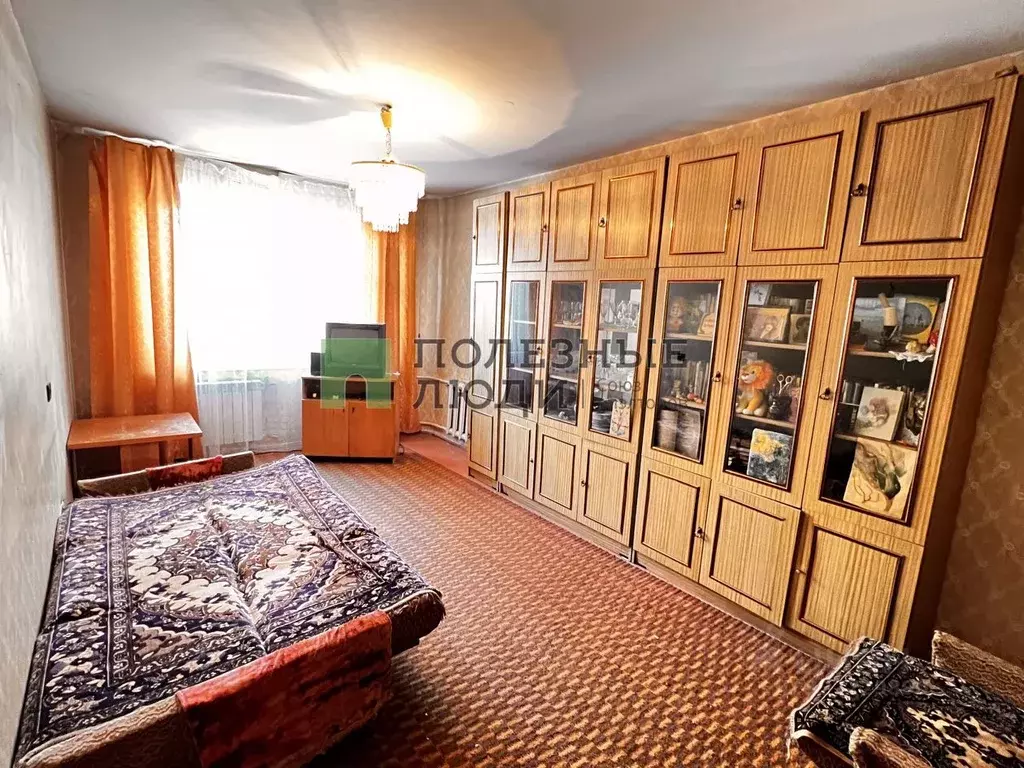 3-к кв. Курганская область, Курган Заозерный жилрайон, 1-й мкр, 24 ... - Фото 1