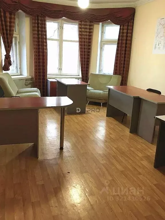 Офис в Саратовская область, Саратов ул. Киселева, 65Е (27 м) - Фото 0