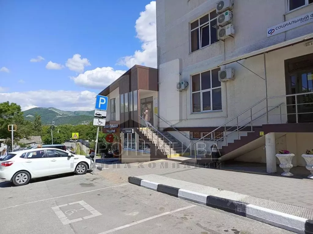 Помещение свободного назначения в Краснодарский край, Новороссийск ул. ... - Фото 1
