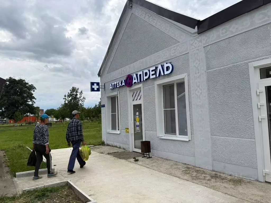 Торговая площадь в Краснодарский край, Усть-Лабинский район, ... - Фото 1