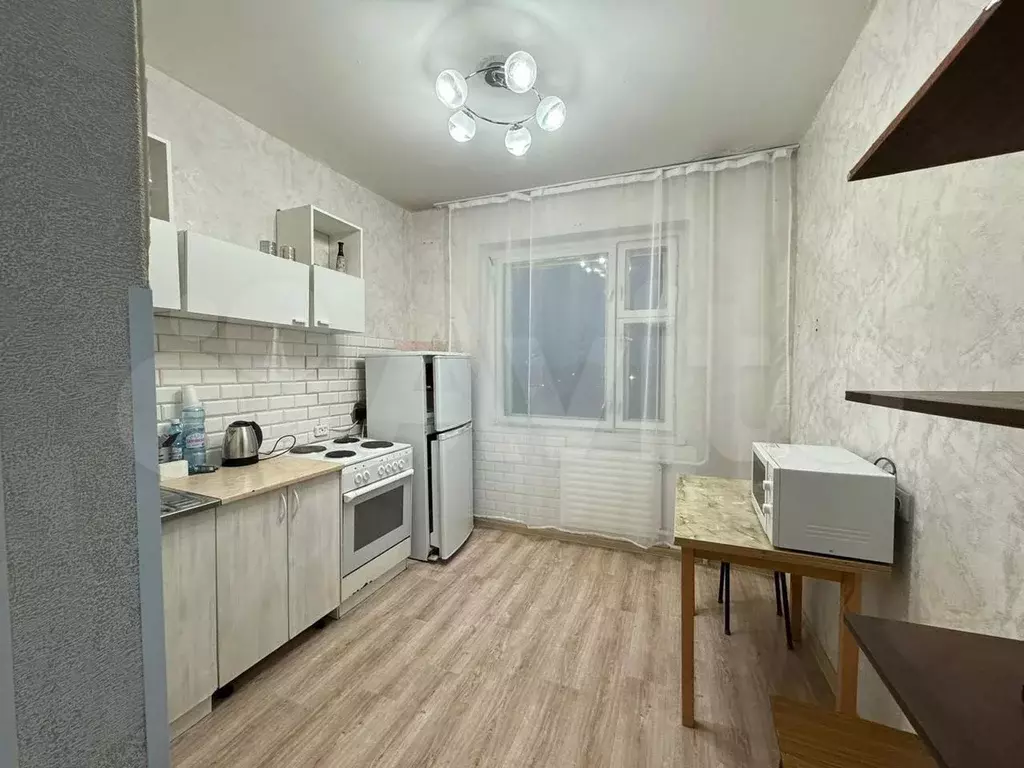 2-к. квартира, 56 м, 7/10 эт. - Фото 0