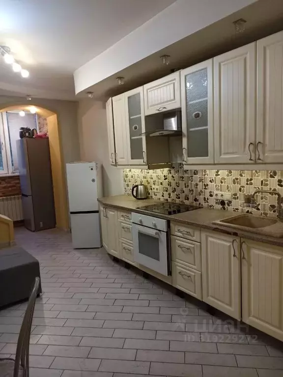 2-к кв. Москва пос. Коммунарка, ул. Сосенский Стан, 5 (67.0 м) - Фото 0