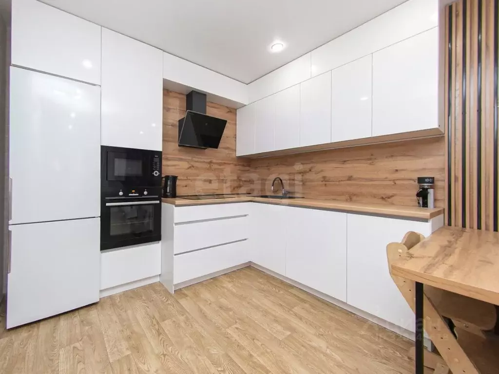 3-к кв. Томская область, Томск Речной пер., 3 (58.5 м) - Фото 2