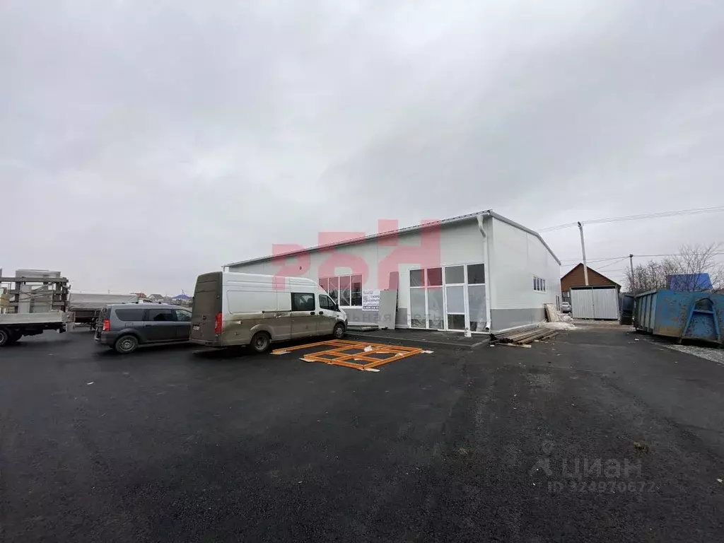 Торговая площадь в Курганская область, Курган Глинки мкр,  (24 м) - Фото 1