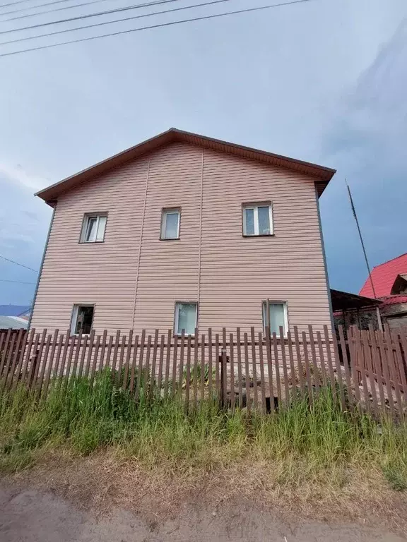 Дом в Новосибирская область, Новосибирск Пихтовая ул. (140 м) - Фото 1