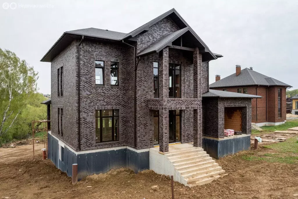 Дом в Москва, район Троицк, хутор Ильичёвка, КП Новая Ильичёвка (495 ... - Фото 1