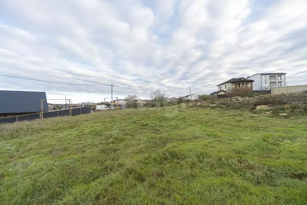 Участок в Севастополь ул. Курчатова (10.0 сот.) - Фото 2