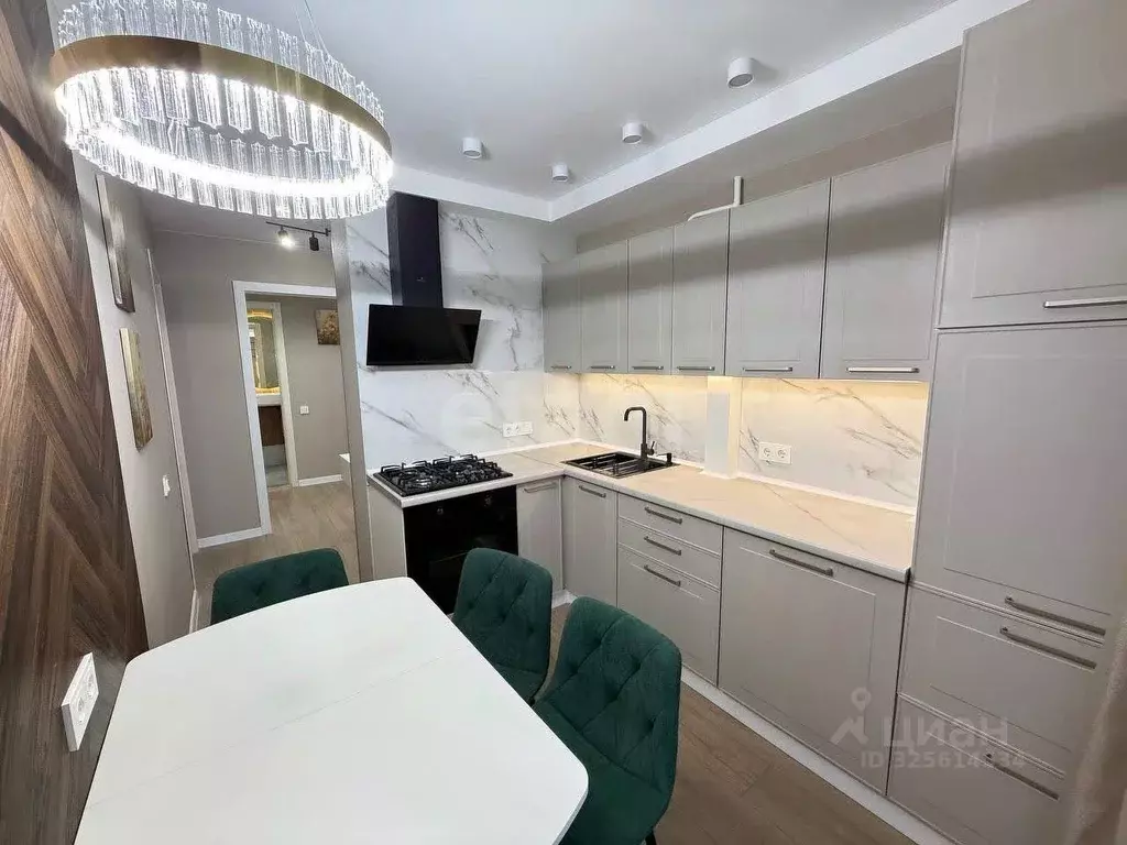 2-к кв. Севастополь просп. Генерала Острякова, 47 (46.9 м) - Фото 0