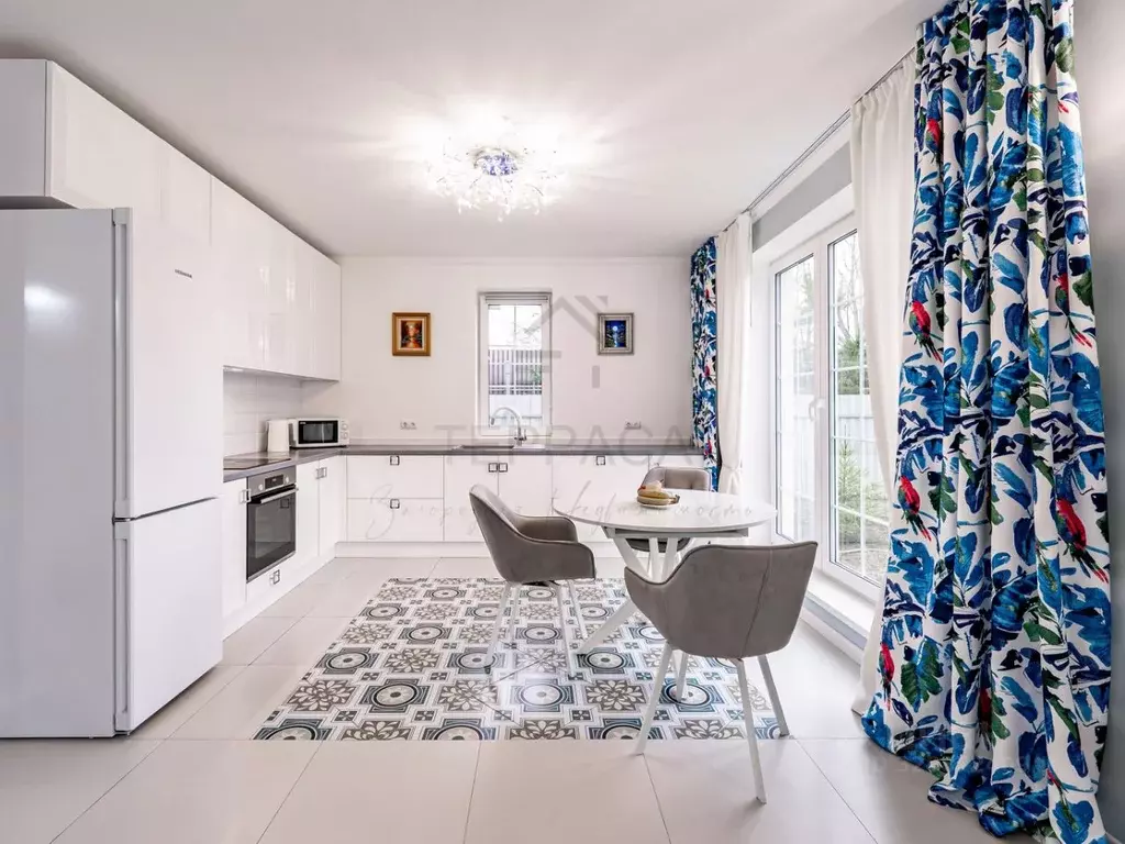 Дом в Ленинградская область, Всеволожский район, Бугровское городское ... - Фото 2