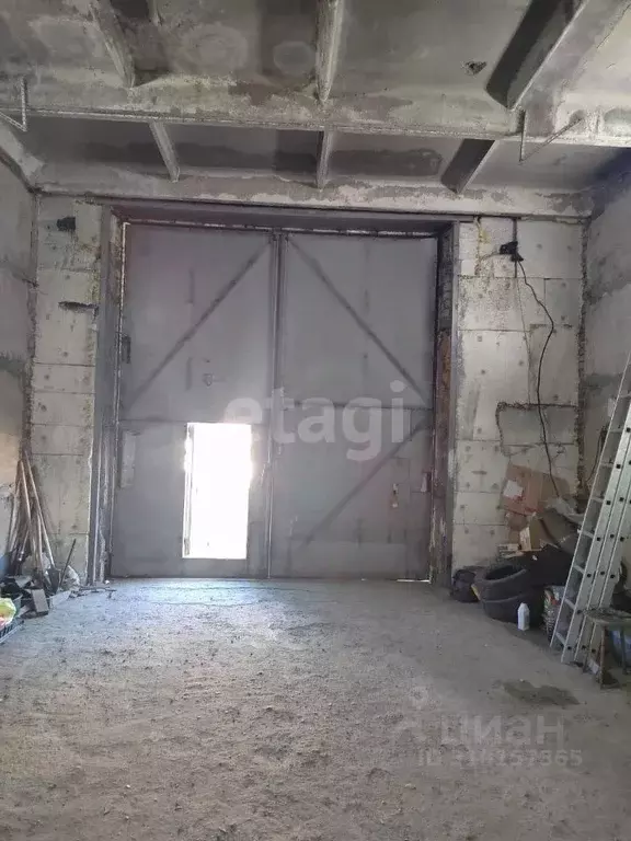 Гараж в Хабаровский край, Комсомольск-на-Амуре Машинная ул., 31 (144 ... - Фото 1