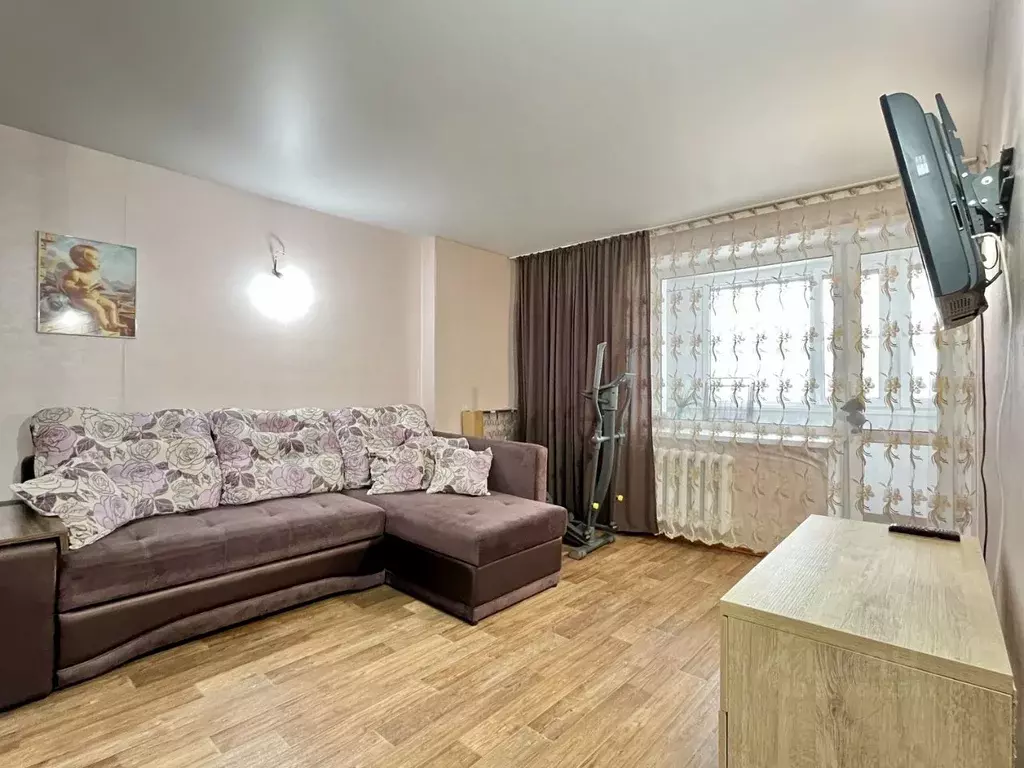 1-к кв. Омская область, Омск просп. Космический, 32 (34.1 м) - Фото 1