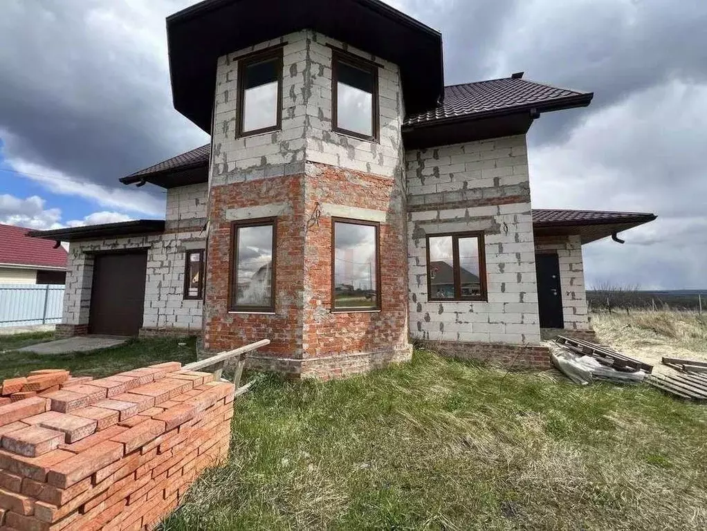 Коттедж в Белгородская область, Старый Оскол ул. Залесная (190 м) - Фото 1