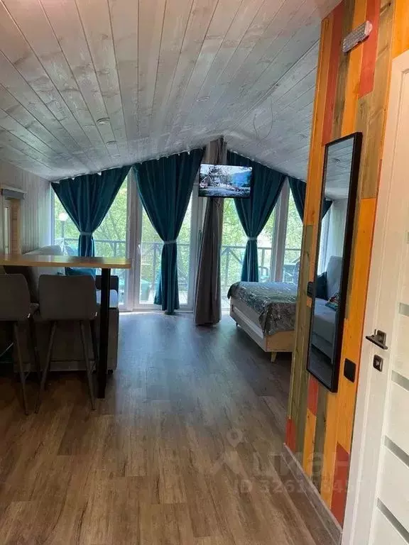 Дом в Алтайский край, Алтайский район, пос. Катунь тракт Айский (26 м) - Фото 1