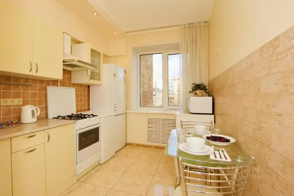 2-к кв. Москва 1-й Смоленский пер., 24А (58.0 м) - Фото 2