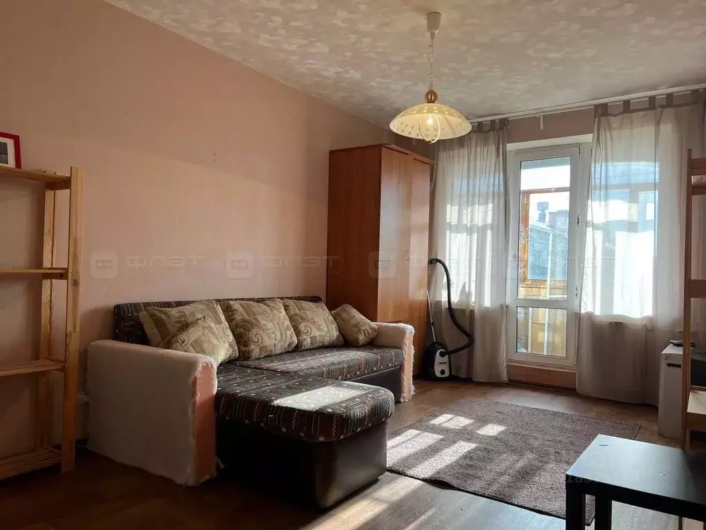 2-к кв. Татарстан, Казань ул. Шамиля Усманова, 10 (50.0 м) - Фото 0