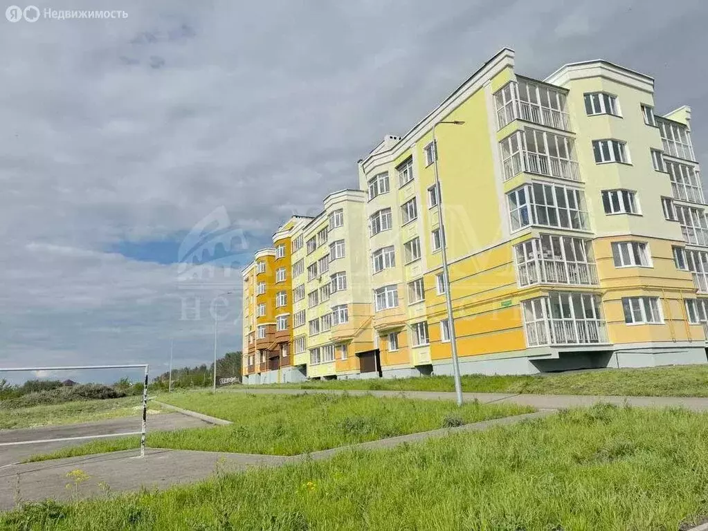 1-комнатная квартира: Богословка, Лазурная улица, 1 (45.9 м) - Фото 1