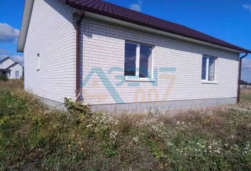 Дом в Белгородская область, Белгородский район, с. Стрелецкое ул. ... - Фото 1