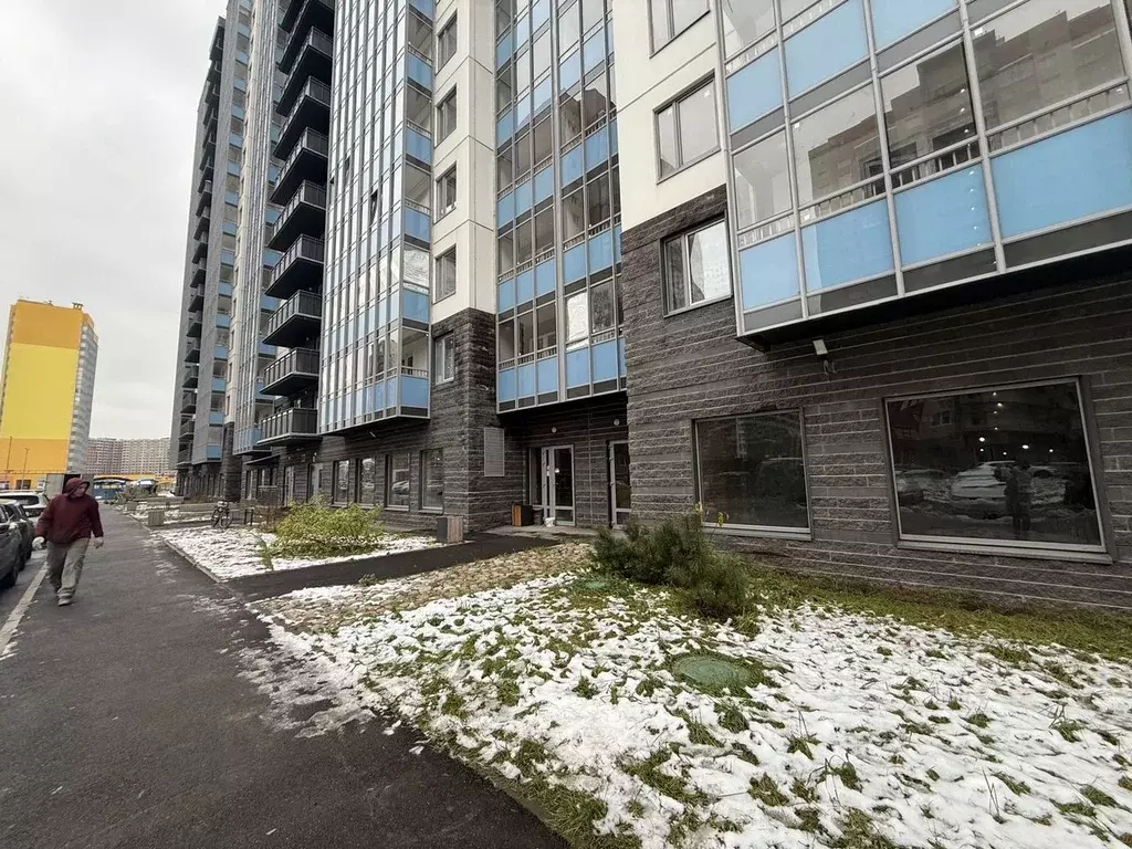 Помещение свободного назначения в Ленинградская область, Мурино ... - Фото 2