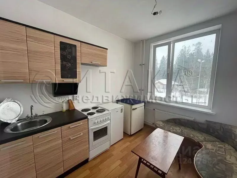 2-к кв. Ленинградская область, Волосово Зеленая ул, 8 (45.7 м) - Фото 0