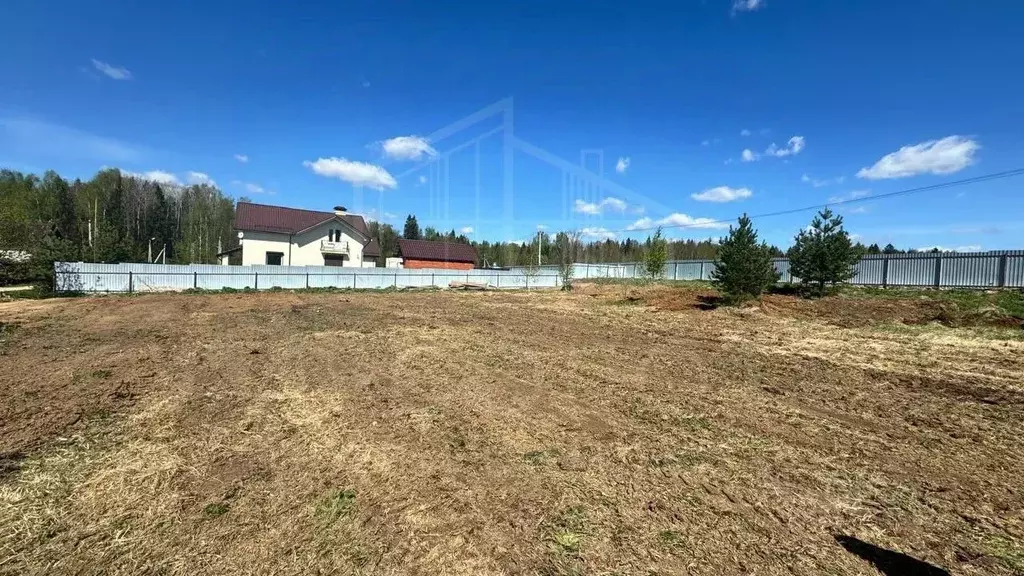 Участок в Московская область, Сергиево-Посадский городской округ, д. ... - Фото 1